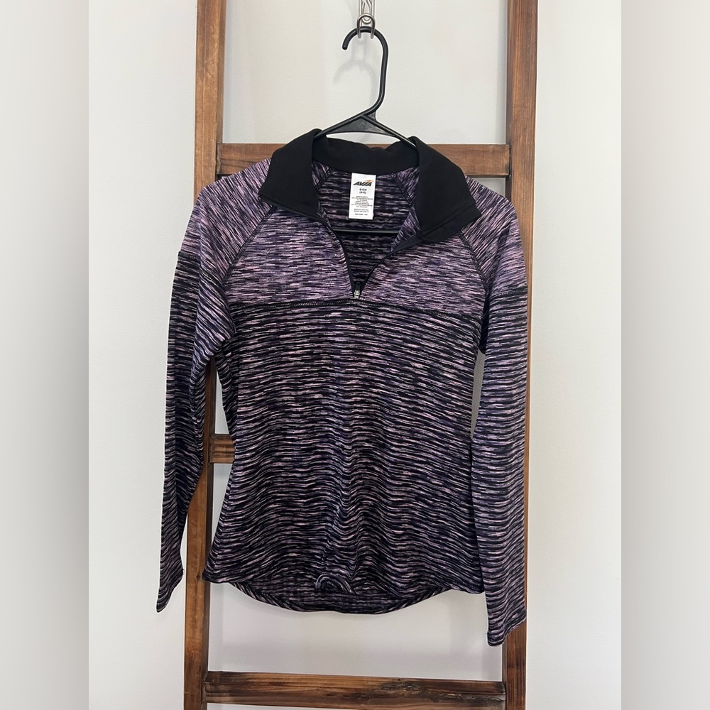 Crewneck, size small